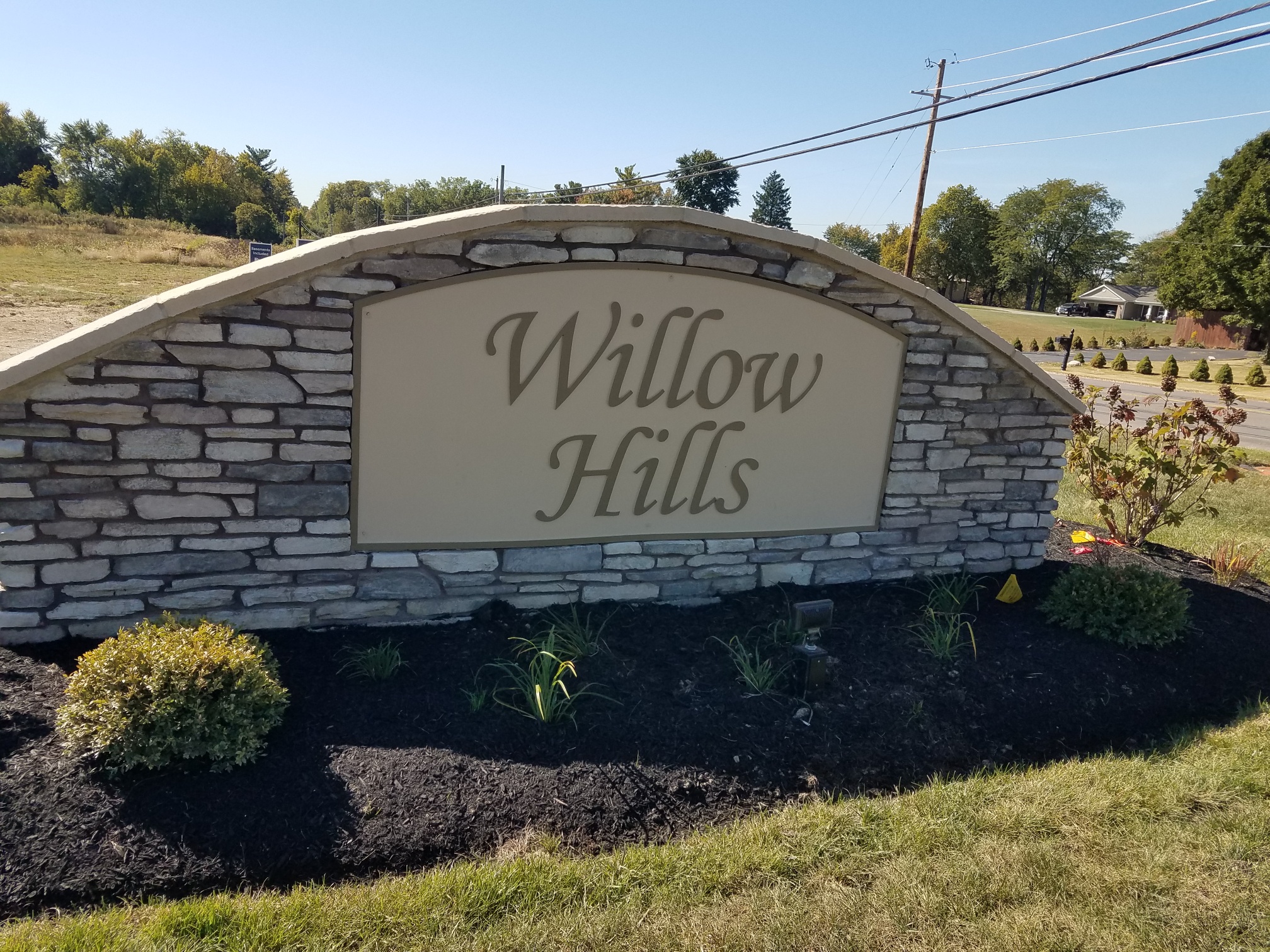 willow hills entrance monument sign